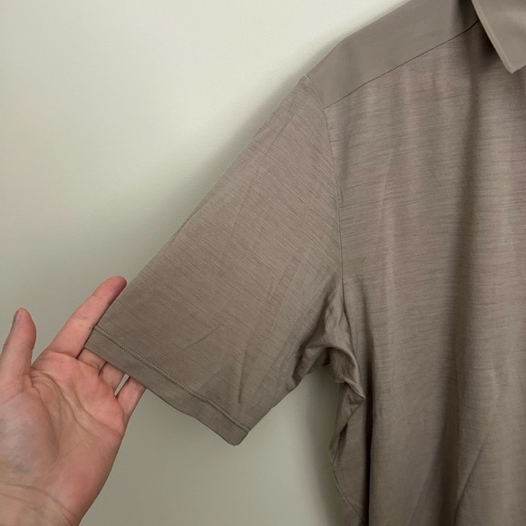 Arc'teryx Frame Polo Short Sleeve Shirt Size Medium Dark Cocoon Heather - Picture 4 of 6